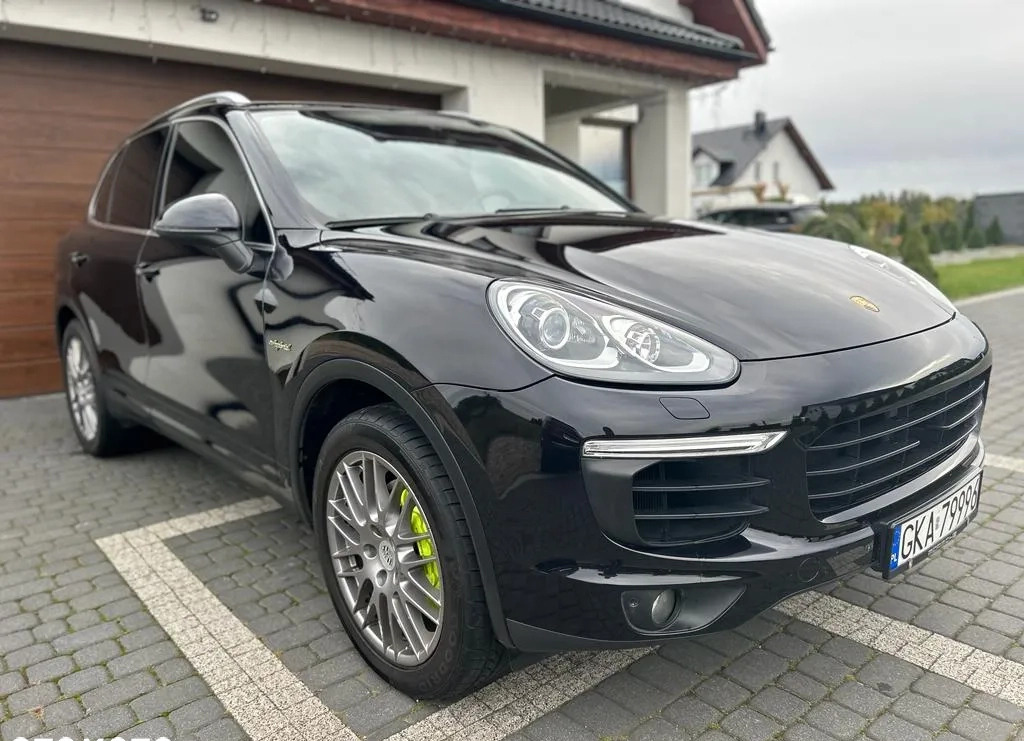 Porsche Cayenne cena 169000 przebieg: 210000, rok produkcji 2015 z Barlinek małe 742